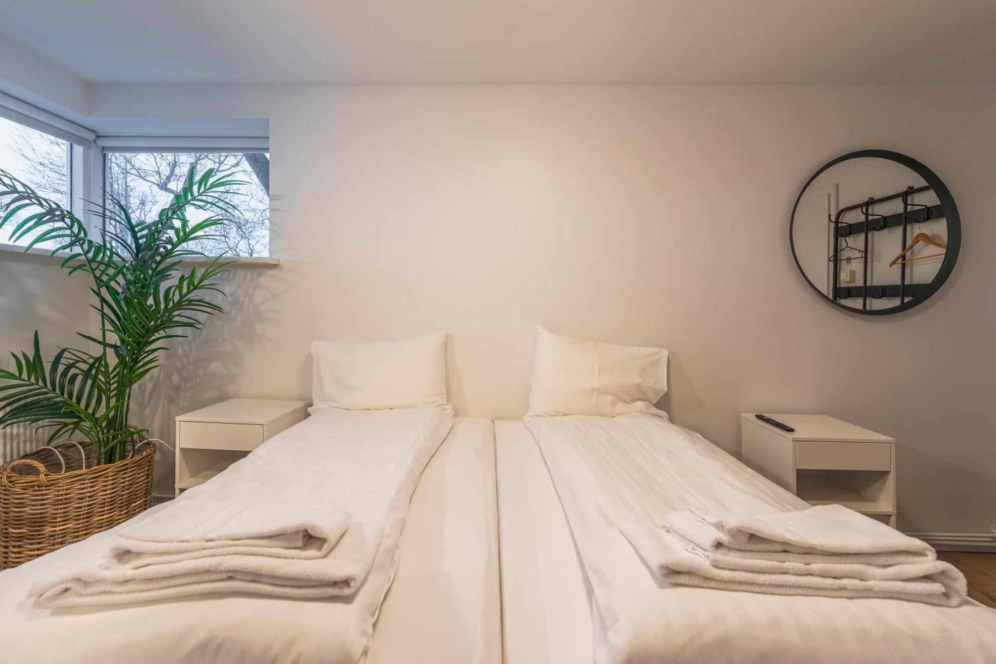 Day Dream Soleyjargata Rooms & Apartments レイキャヴィーク エクステリア 写真